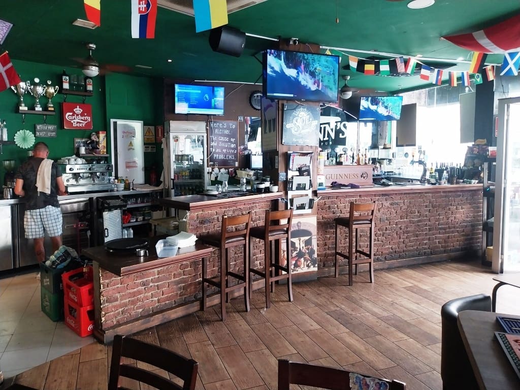 Ravintola/baari myytävänä paikassa Torremolinos - 160 000 € (Ref: 9489948)