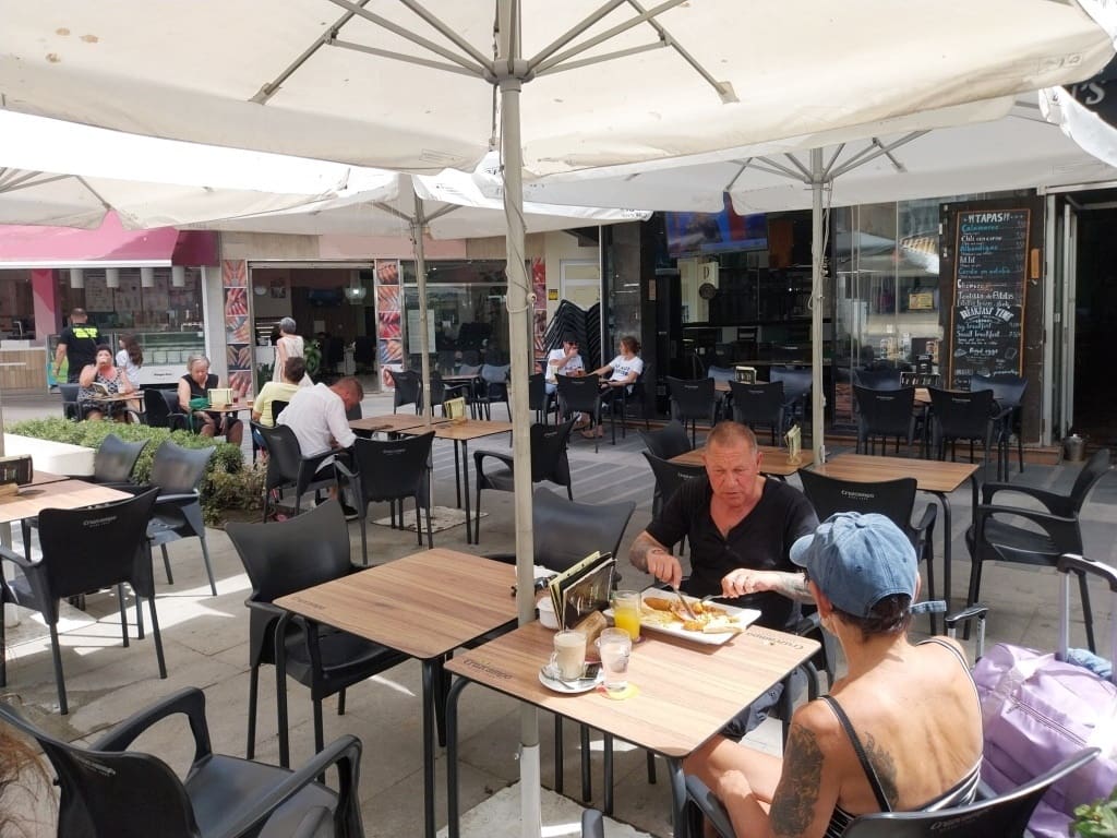 Ravintola/baari myytävänä paikassa Torremolinos - 160 000 € (Ref: 9489948)