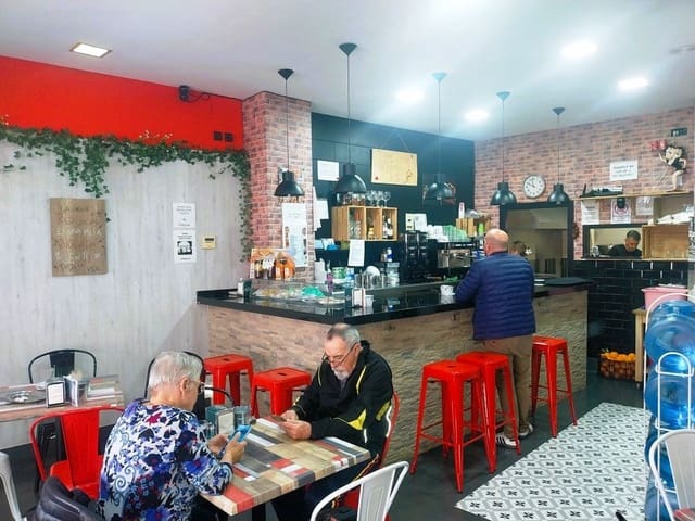 Ravintola/baari myytävänä paikassa Mijas - 44 950 € (Ref: 9491670)