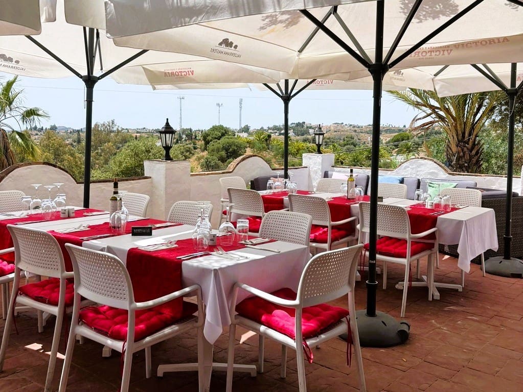 Ravintola/baari myytävänä paikassa Mijas mukana 
autotalli - 89 950 € (Ref: 9491725)