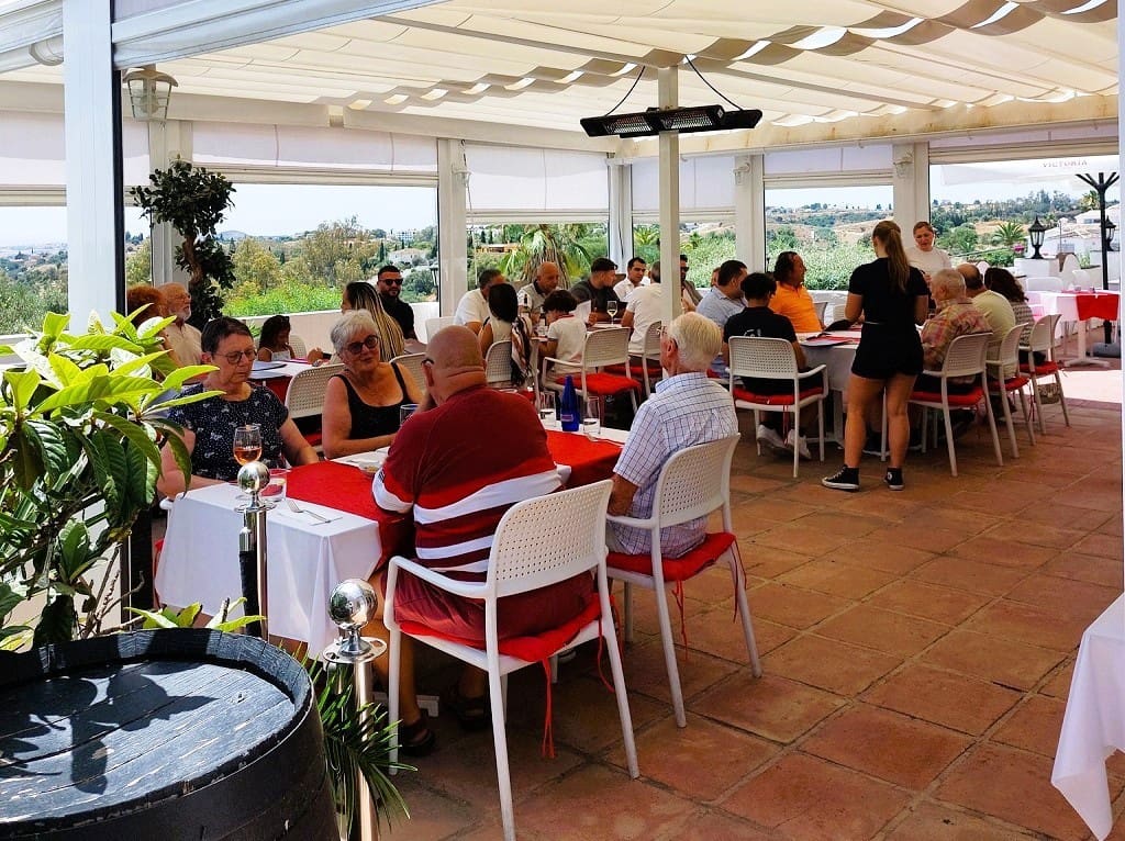 Ravintola/baari myytävänä paikassa Mijas mukana 
autotalli - 89 950 € (Ref: 9491725)