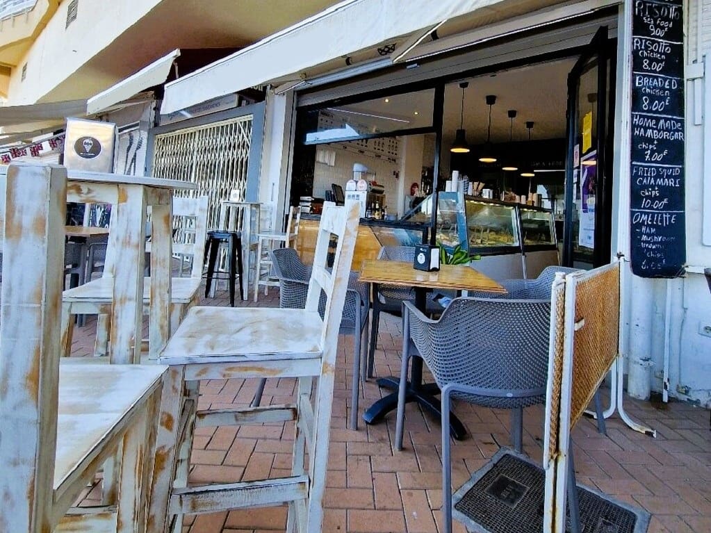 Kommersiell till salu i Fuengirola - 2 350 000 € (Ref: 9494740)