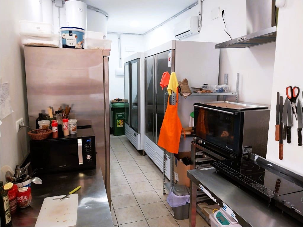 Restaurant/Bar for sale in Fuengirola - € 44,950 (Ref: 9495130)