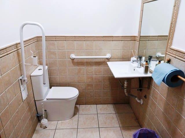 Restaurant/Bar for sale in Fuengirola - € 44,950 (Ref: 9495130)