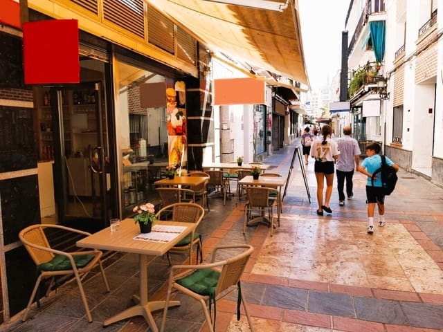 Restaurant/Bar for sale in Fuengirola - € 44,950 (Ref: 9495130)