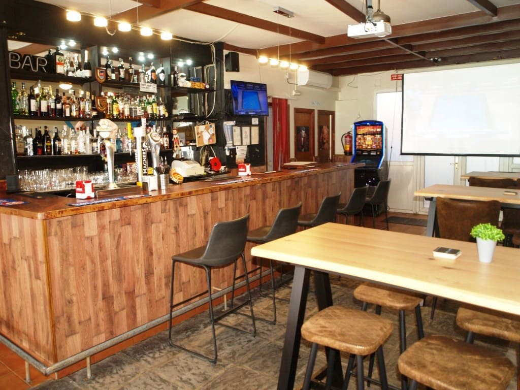 Ravintola/baari myytävänä paikassa Fuengirola - 44 950 € (Ref: 9495131)