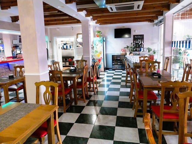 Ravintola/baari myytävänä paikassa Los Boliches , Fuengirola - 47 950 € (Ref: 9495303)