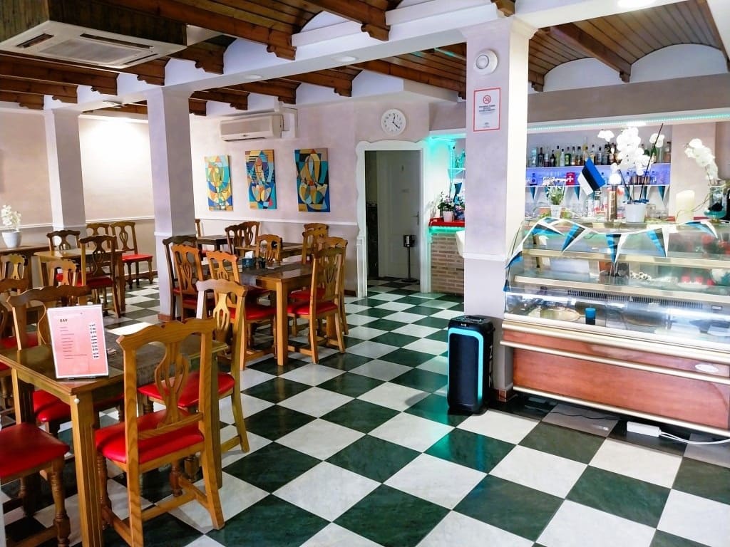 Ravintola/baari myytävänä paikassa Fuengirola - 47 950 € (Ref: 9495303)