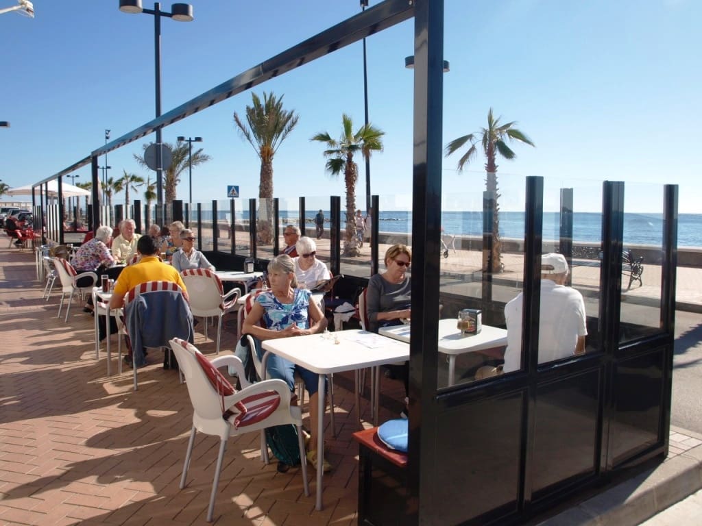 Ravintola/baari myytävänä paikassa Fuengirola - 49 950 € (Ref: 9495372)