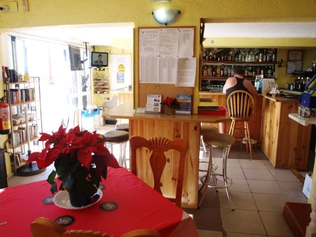 Ravintola/baari myytävänä paikassa Torreblanca, Fuengirola - 49 950 € (Ref: 9495372)