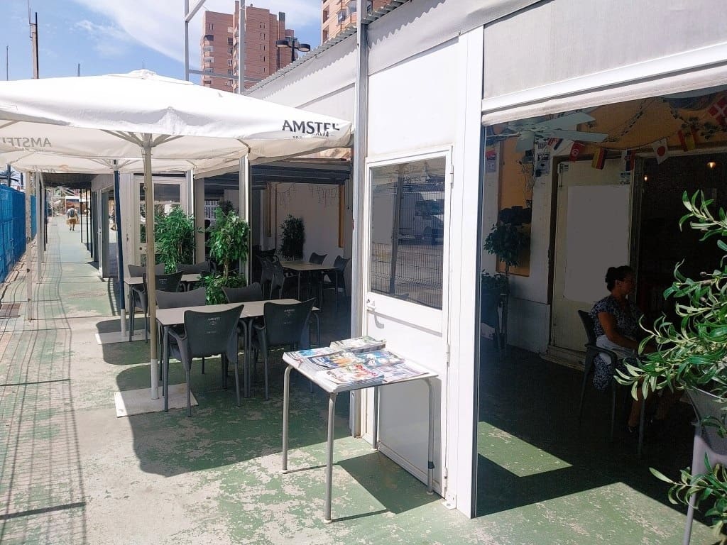 Bar/Restaurante en Fuengirola en venta - 54.950 € (Ref: 9495407)