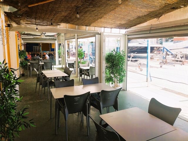 Bar/Restaurante en Fuengirola en venta - 54.950 € (Ref: 9495407)