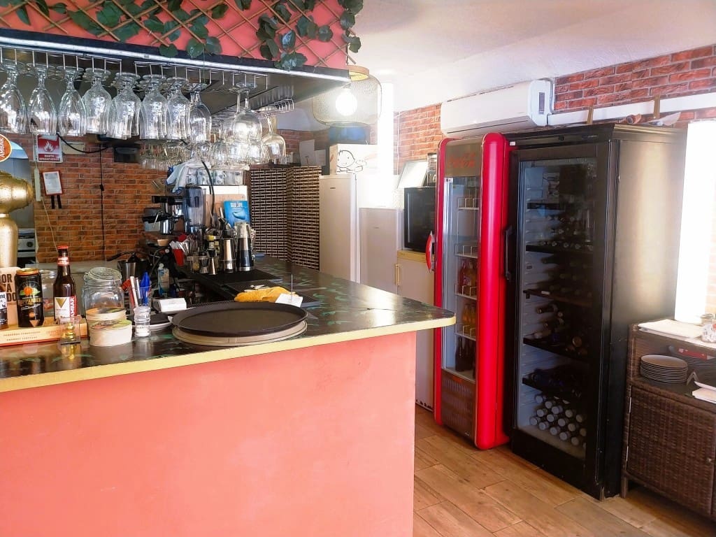 Ravintola/baari myytävänä paikassa Fuengirola - 54 950 € (Ref: 9495488)