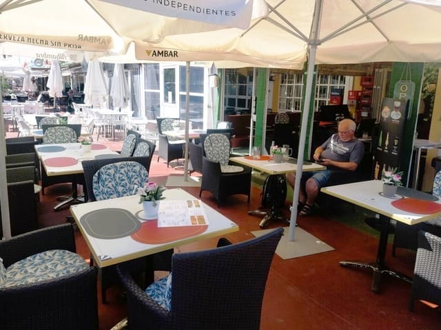 Ravintola/baari myytävänä paikassa Fuengirola - 54 950 € (Ref: 9495488)