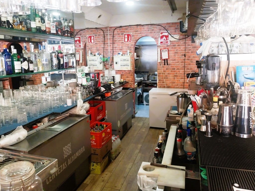 Ravintola/baari myytävänä paikassa Fuengirola - 54 950 € (Ref: 9495488)