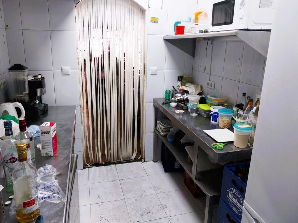 Ravintola/baari myytävänä paikassa Fuengirola - 62 950 € (Ref: 9495491)