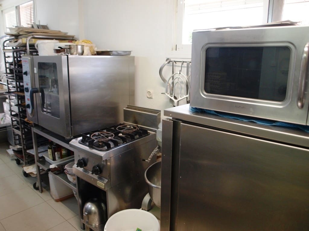 Restaurant/Bar til salgs i Fuengirola - € 74 950 (Ref: 9495499)