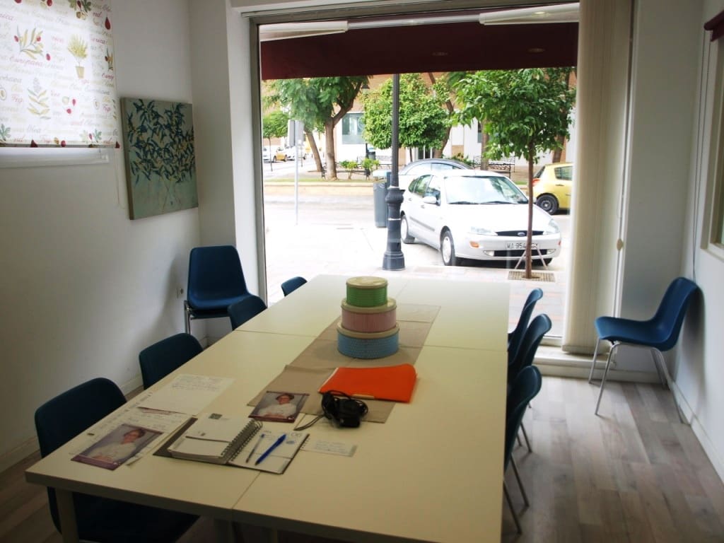 Restaurant/Bar til salgs i Fuengirola - € 74 950 (Ref: 9495499)