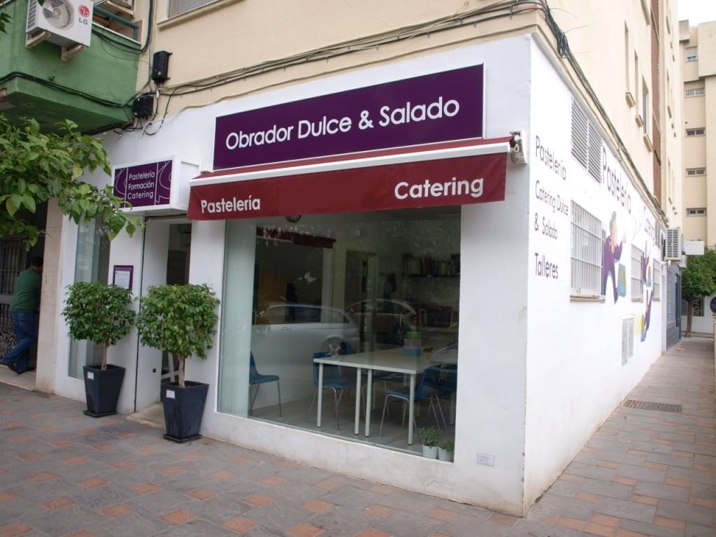 Restaurant/Bar til salgs i Fuengirola - € 74 950 (Ref: 9495499)