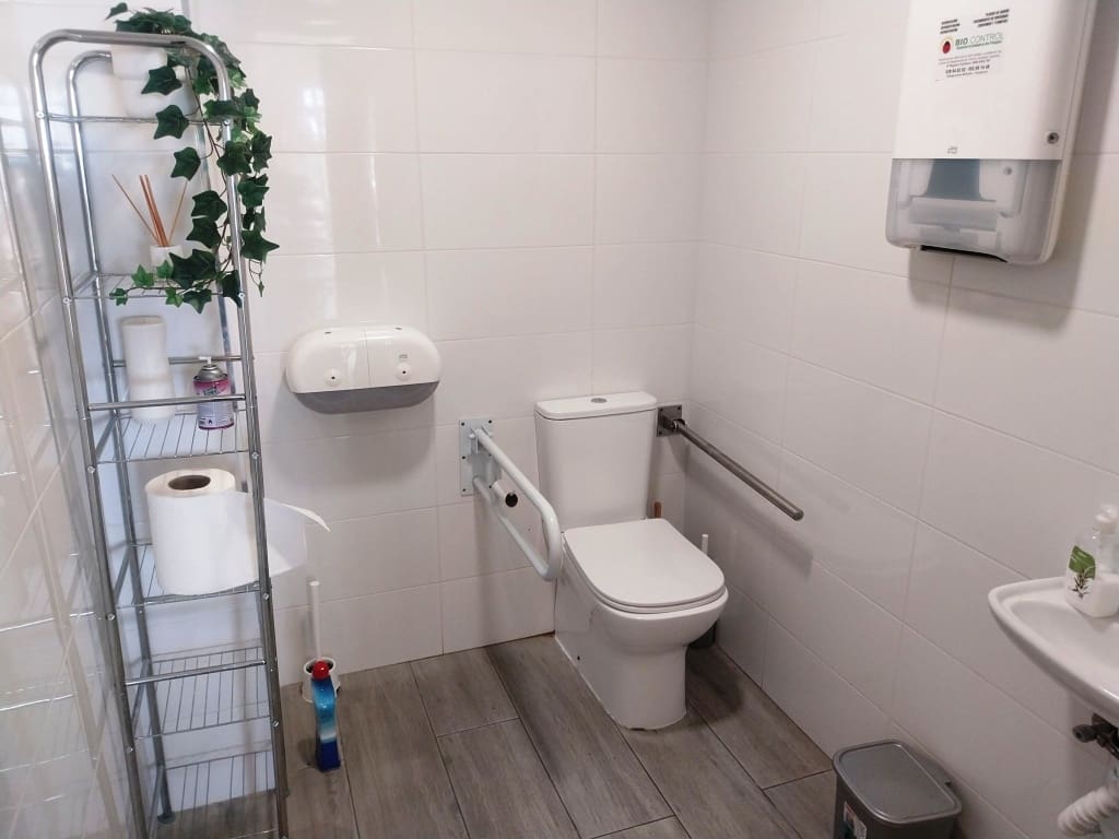 Ravintola/baari myytävänä paikassa Fuengirola - 79 950 € (Ref: 9495507)