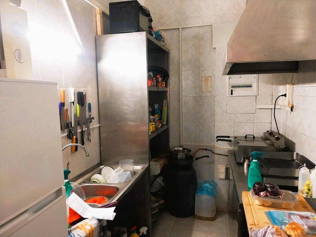 Restaurant/Bar for sale in Fuengirola - € 39,950 (Ref: 9502988)