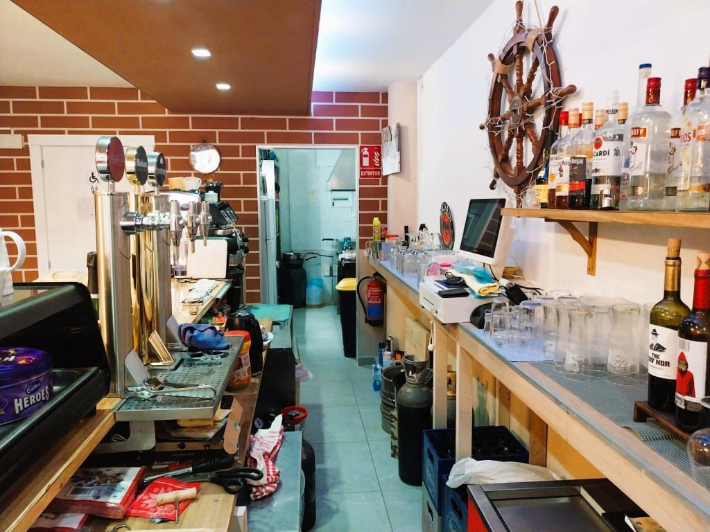 Restaurant/Bar for sale in Fuengirola - € 39,950 (Ref: 9502988)