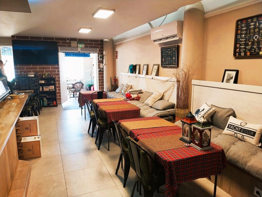 Restaurant/Bar for sale in Fuengirola - € 39,950 (Ref: 9502988)