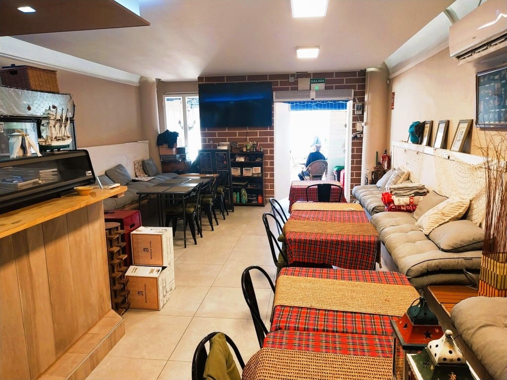 Restaurant/Bar for sale in Fuengirola - € 39,950 (Ref: 9502988)