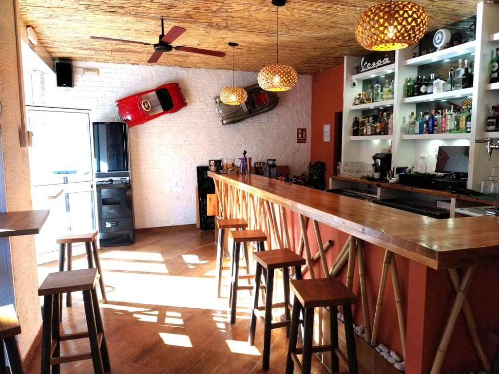 Bar/Restaurant zu verkaufen in Fuengirola - 37.950 € (Ref: 9502990)