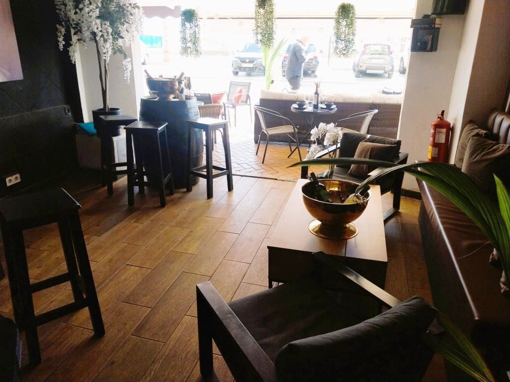 Bar/Restaurant zu verkaufen in Fuengirola - 99.950 € (Ref: 9502996)