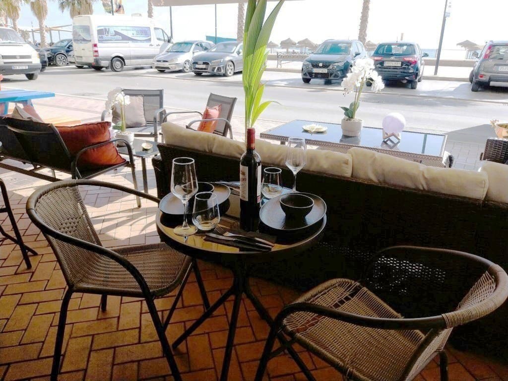 Bar/Restaurant zu verkaufen in Fuengirola - 99.950 € (Ref: 9502996)