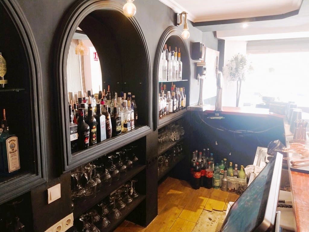 Bar/Restaurant zu verkaufen in Fuengirola - 99.950 € (Ref: 9502996)