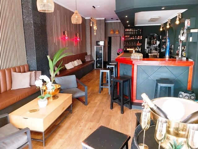 Bar/Restaurant zu verkaufen in Fuengirola - 99.950 € (Ref: 9502996)