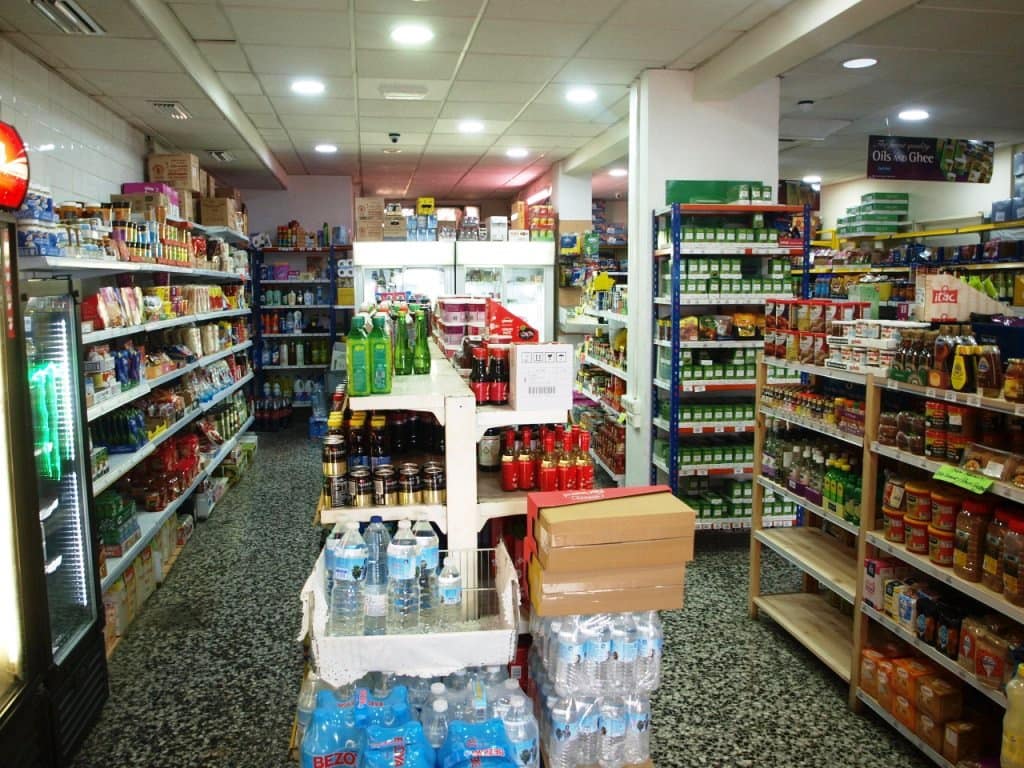 Shop for sale in Fuengirola - € 114,950 (Ref: 9503133)