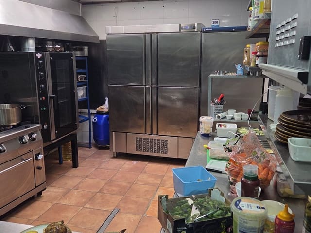 Restauracja lub bar na sprzedaż w Fuengirola - 495 000 € (Ref: 9503145)