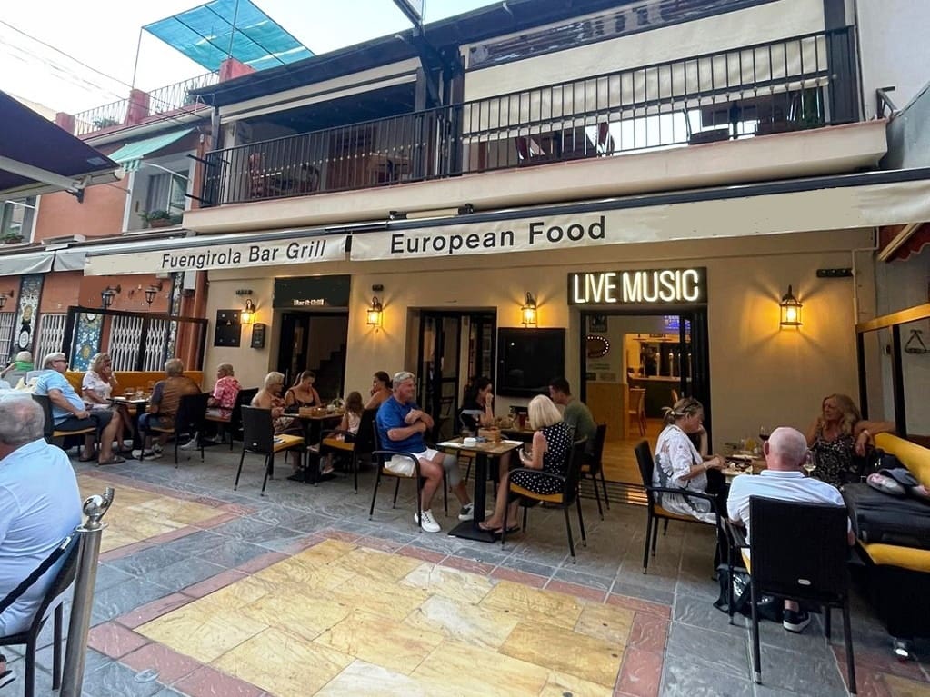 Restaurant/Bar for sale in Fuengirola - € 495,000 (Ref: 9503145)