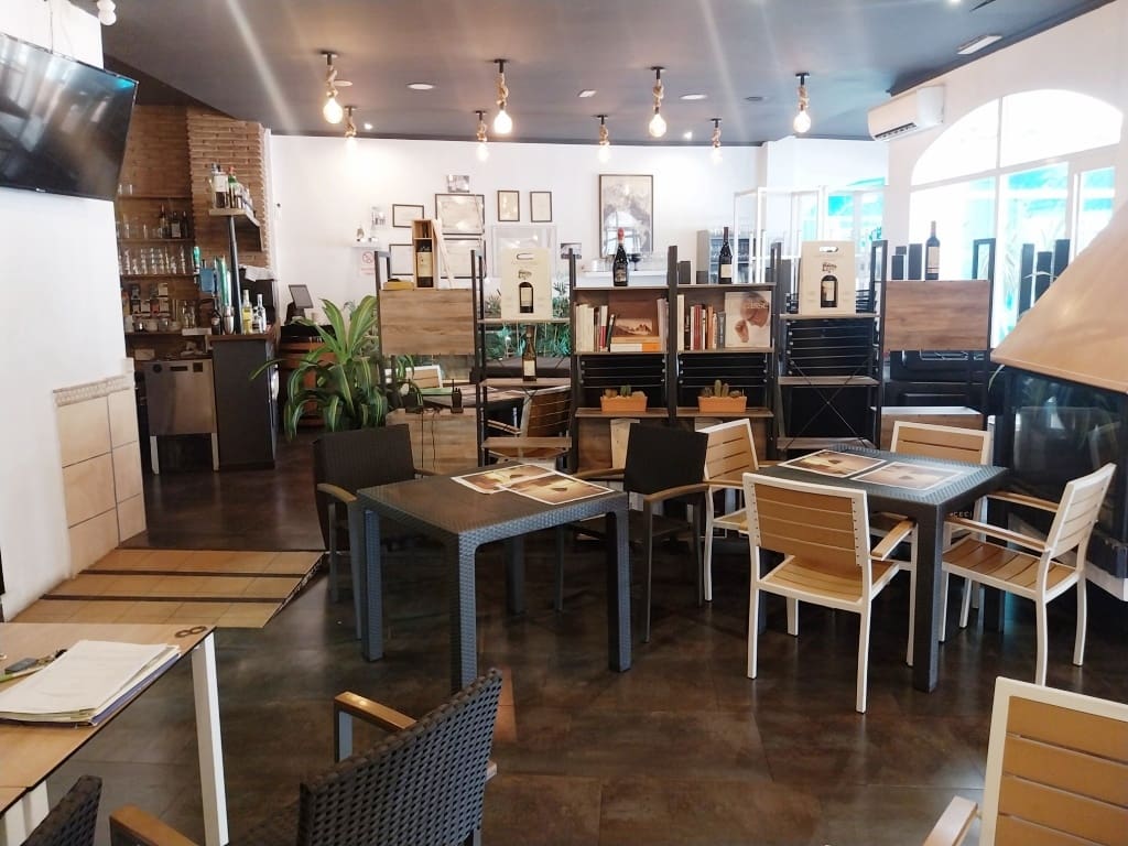 Restaurante/Bar para venda em Arroyo de la Miel - 89 950 € (Ref: 9504700)