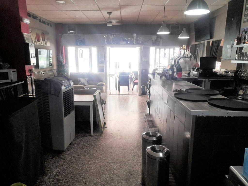 Restaurante/Bar para venda em Fuengirola - 79 950 € (Ref: 9506185)