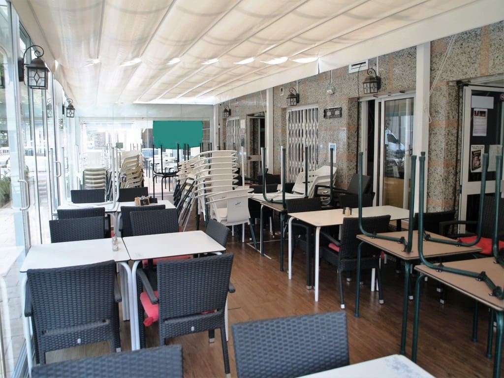 Restaurante/Bar para venda em Fuengirola - 79 950 € (Ref: 9506185)