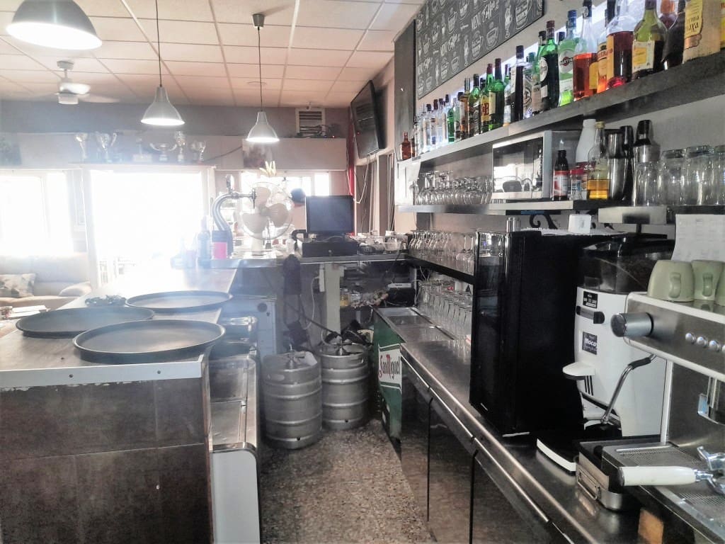 Restaurante/Bar para venda em Fuengirola - 79 950 € (Ref: 9506185)