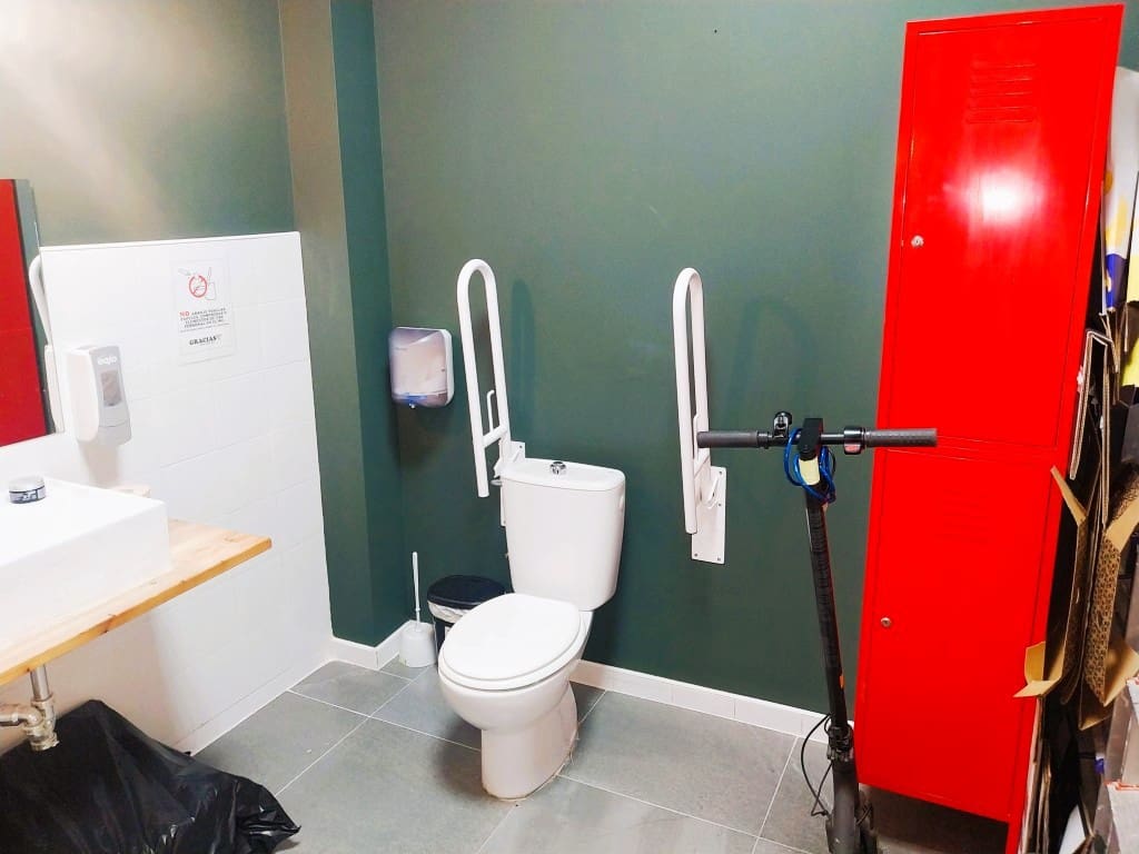 Restaurant/Bar for sale in Fuengirola - € 39,700 (Ref: 9509976)