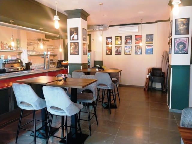 Restaurant/Bar for sale in Fuengirola - € 39,700 (Ref: 9509976)