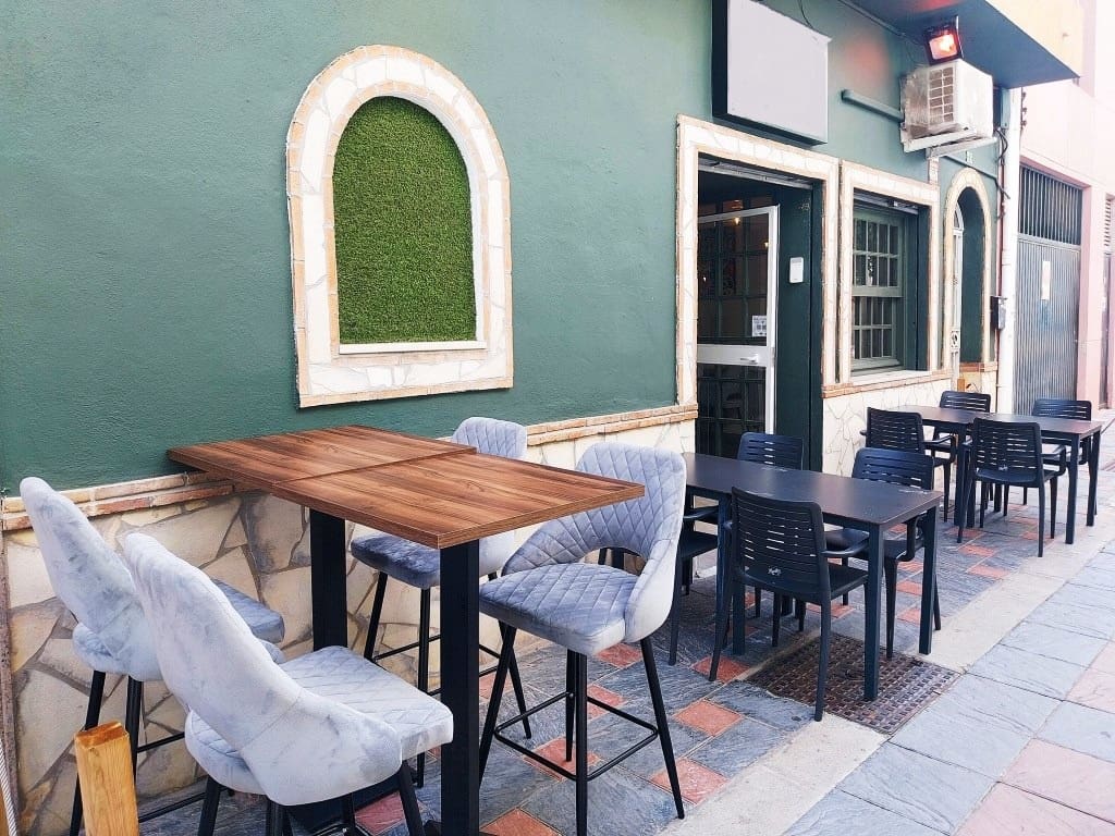 Restaurant/Bar for sale in Fuengirola - € 39,700 (Ref: 9509976)