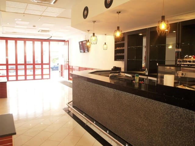 Restaurant/Bar for sale in Fuengirola - € 44,950 (Ref: 9510094)