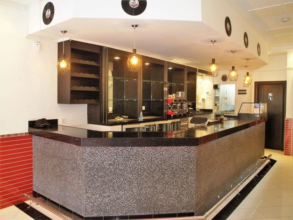 Restaurant/Bar for sale in Fuengirola - € 44,950 (Ref: 9510094)