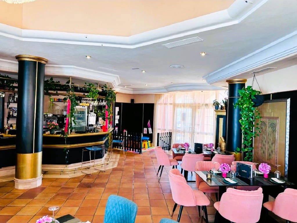 Restaurant/Bar for sale in Marbella - € 49,950 (Ref: 9510154)