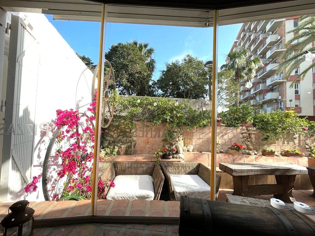 Restaurant/Bar for sale in Benalmadena - € 74,950 (Ref: 9521633)