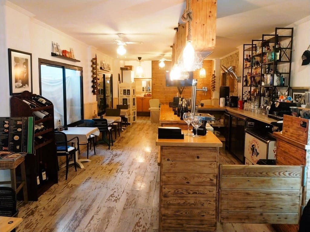 Restaurante/Bar para venda em Fuengirola - 72 950 € (Ref: 9539013)