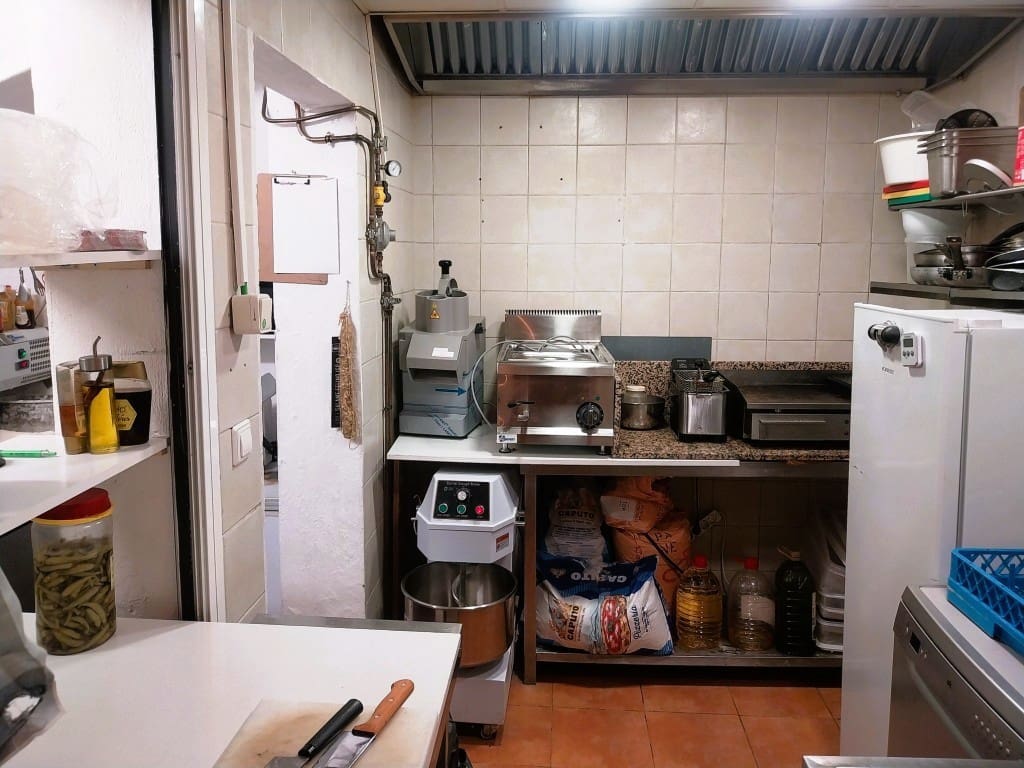 Restaurante/Bar para venda em Fuengirola - 72 950 € (Ref: 9539013)