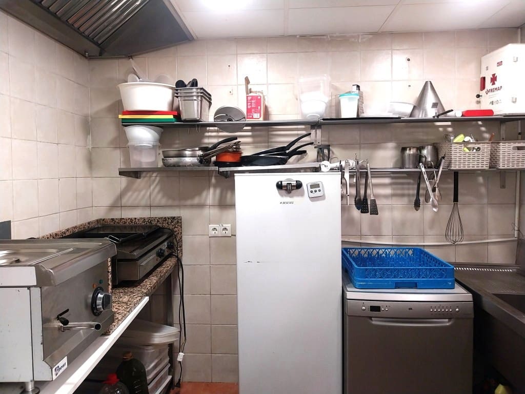 Restaurante/Bar para venda em Fuengirola - 72 950 € (Ref: 9539013)